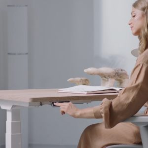 Höhenverstellbare Tische