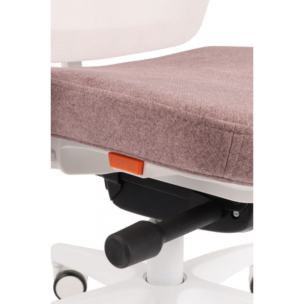 ErgoJunior Ergonomischer Kinderdrehstuhl mit Netz-Rückenlehne, von 10 bis 16 Jahren, Weisses Gestell - Brötter.de
