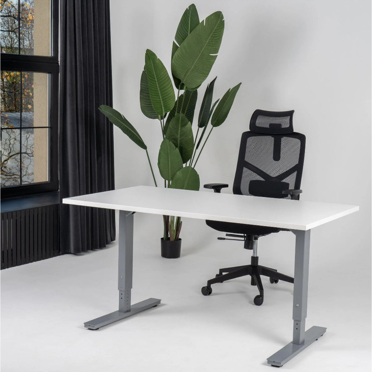 180x80 cm manuell Einstellbarer Schreibtisch FORZA Line, Graues Gestell
