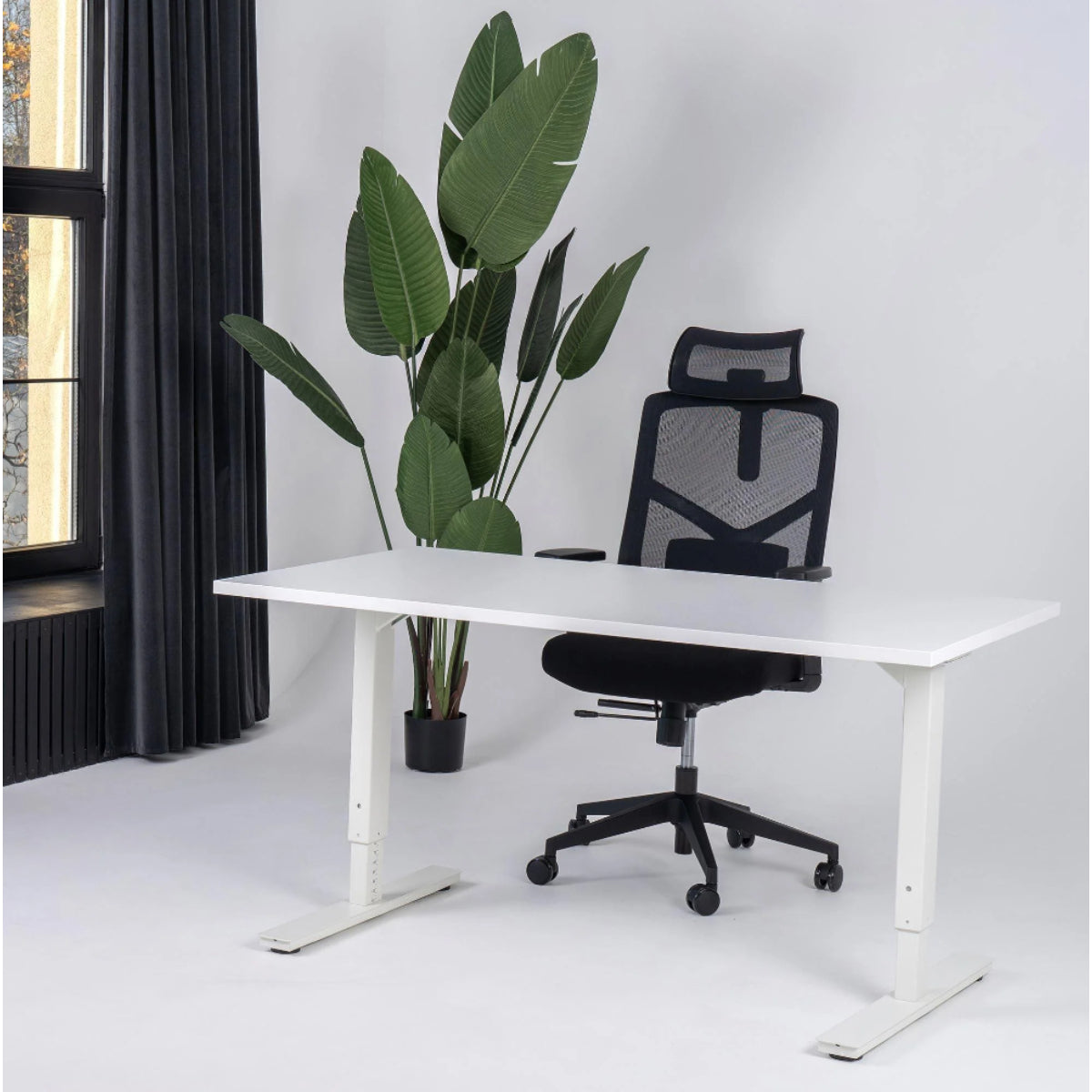 180x80 cm manuell Einstellbarer Schreibtisch FORZA Line, Wießes Gestell