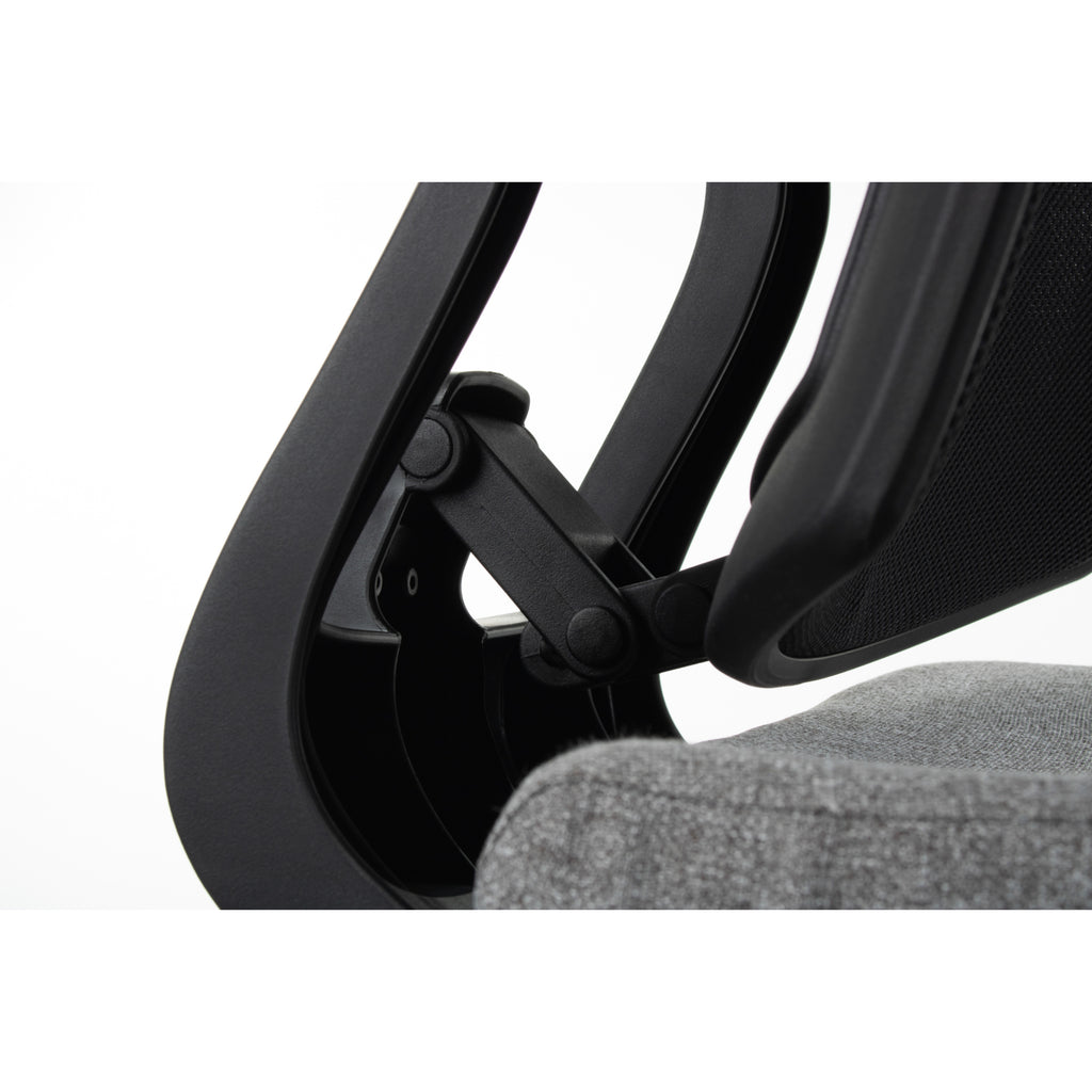 MaxPro Bürostuhl Ergonomisch mit Netz- oder gepolsterter Rückenlehne, SYNCHRO PLUS Mechanismus, Schwarzes Gestell